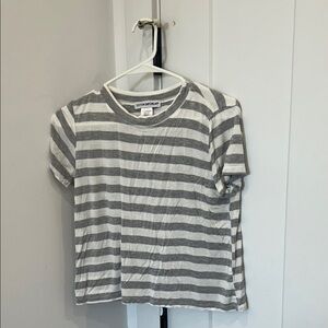 Cotton Emporium Gray and White Striped Short Sleeve Tee - Size M